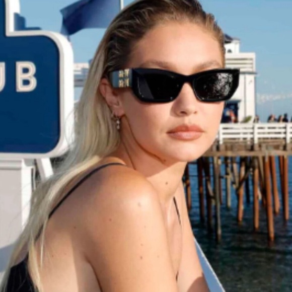 NEW SMU 09W 1AB5S0 MIU MIU BLACK MU09WS 1AB5S0 WOMEN MU 09WS 1AB5S0 - Picture 2 of 7